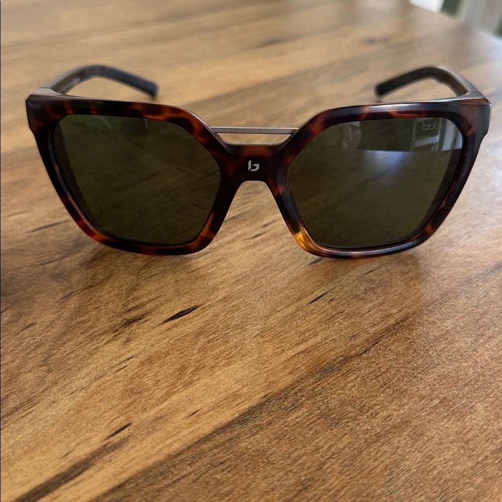 Asteria Polarized Sunglasses